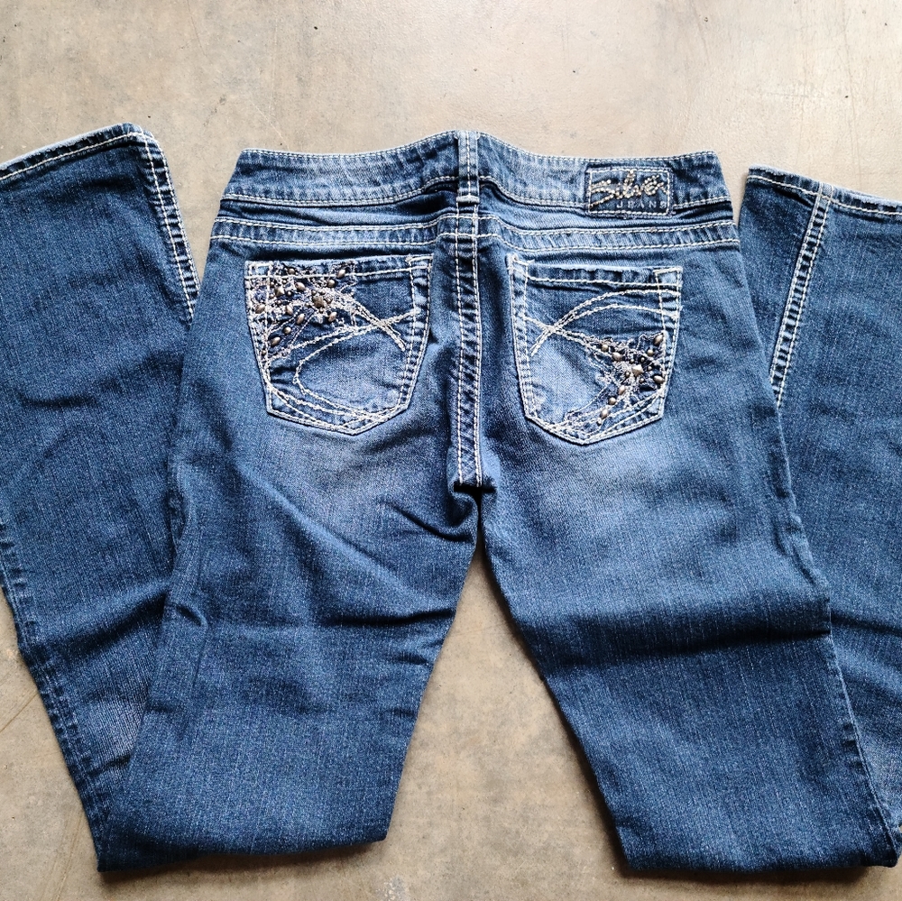 Womans 28x35 Silver Jeans